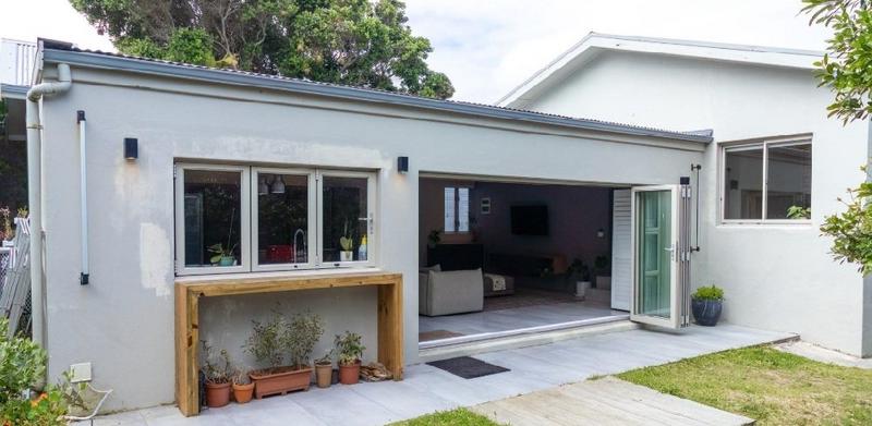 6 Bedroom Property for Sale in Kleinbaai Western Cape